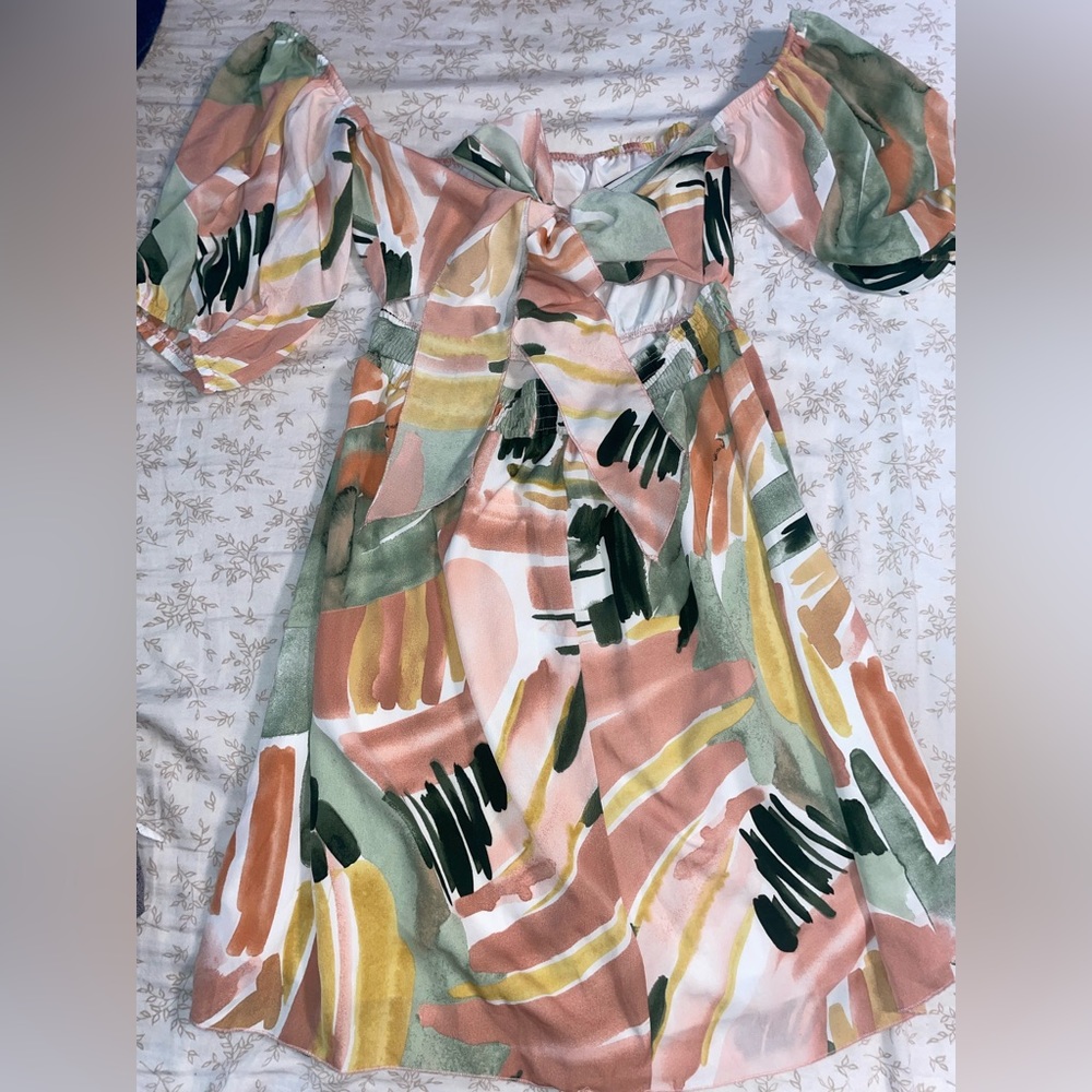 Women’s dress, size M